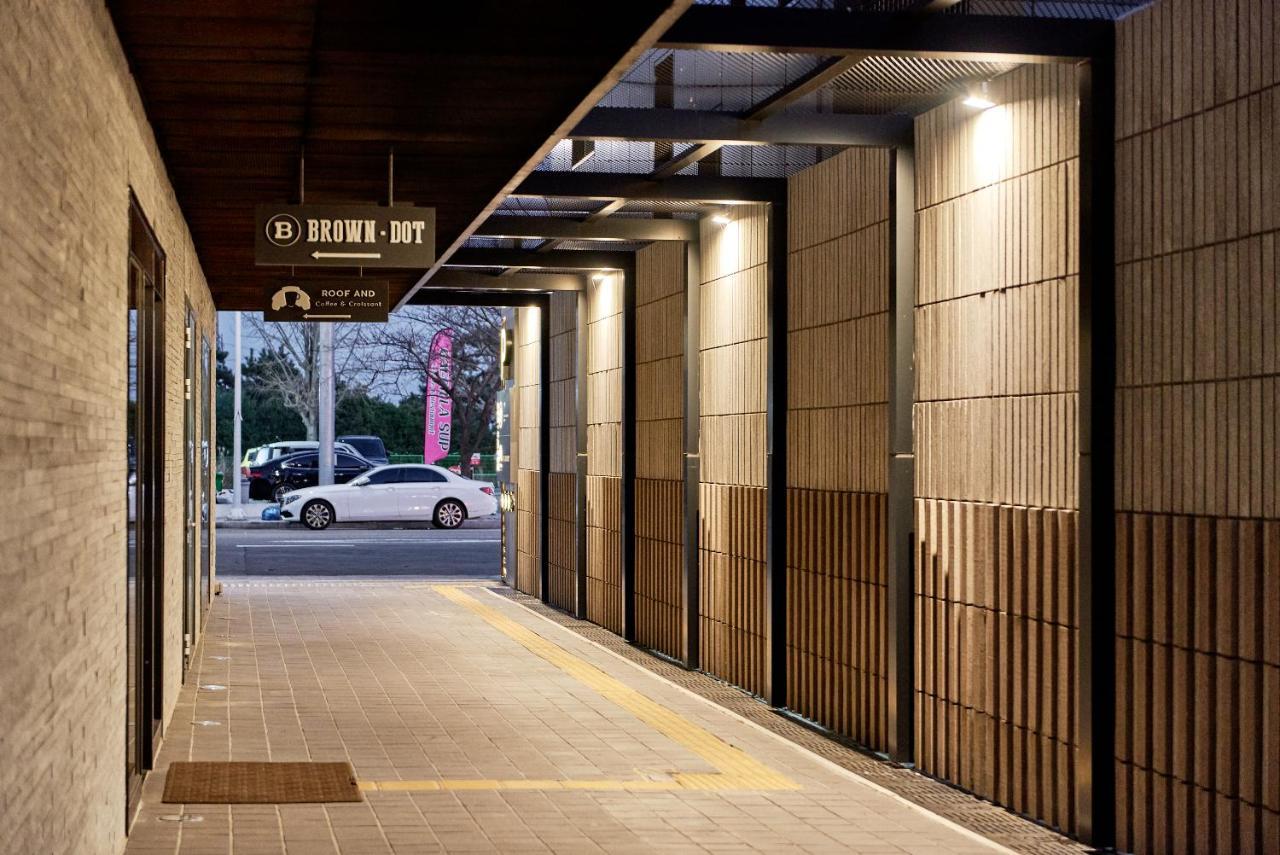 Brown Dot Hotel Songjung Pusan Zewnętrze zdjęcie